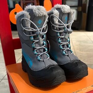 Columbia Gray and Teal Snow Boots